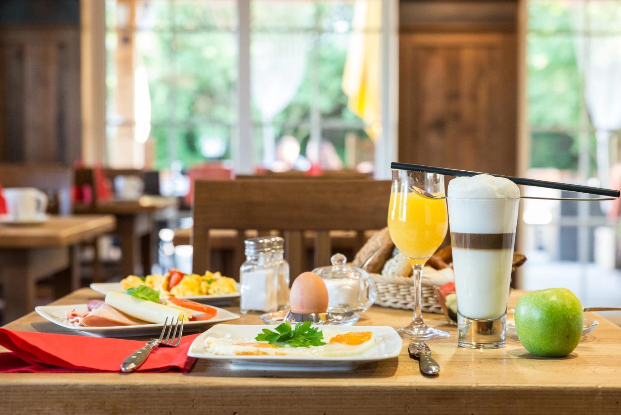 Abasto Hotel & Spa Maisach Εξωτερικό φωτογραφία