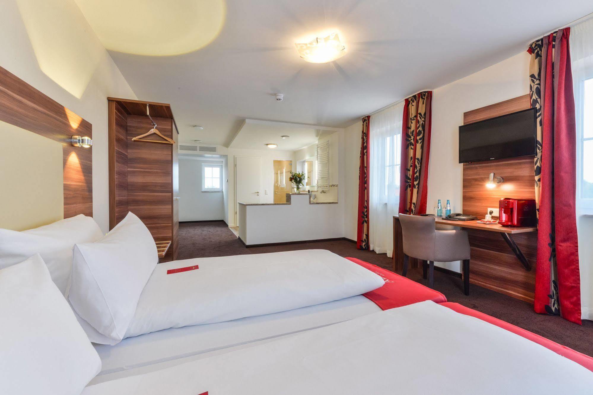 Abasto Hotel & Spa Maisach Εξωτερικό φωτογραφία
