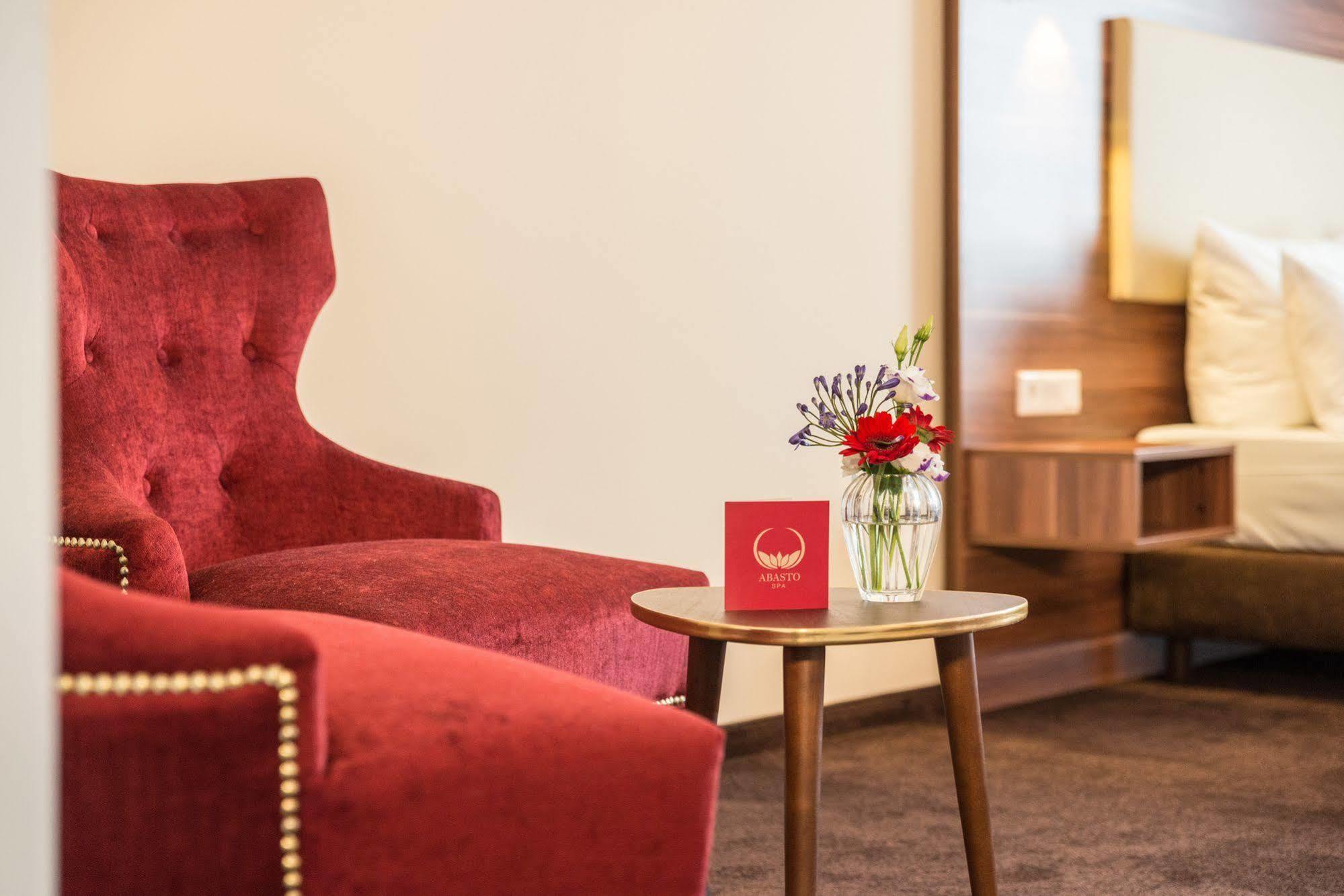 Abasto Hotel & Spa Maisach Εξωτερικό φωτογραφία